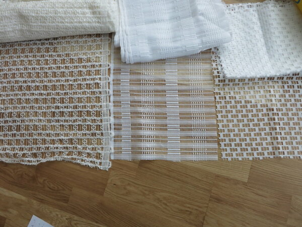 Vorhangreste (nur bei Interesse)

von links nach rechts:
W36
W37
W38