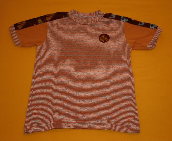 T-Shirt mit Schulterpasse
