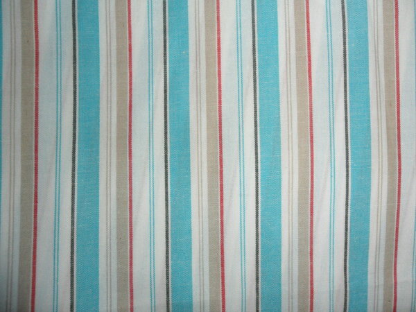 Stoff 13:
feine BW Streifen blau-weiß-beige
vorgewaschen
147 x 103 => 1,51 m²