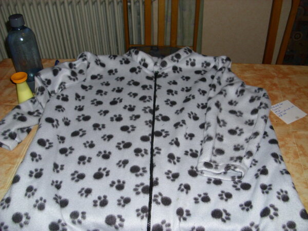 Pfötchen-Fleece-Jacke