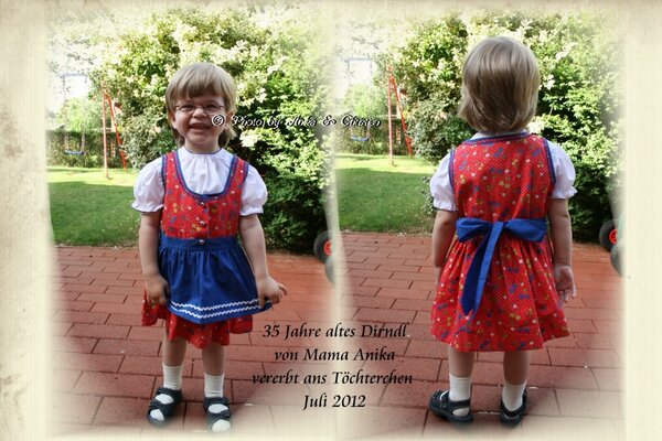 Juli2012 Anikas Dirndl aus dem Jahr 1977