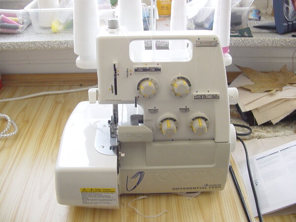 meine kleine feine.......Overlock