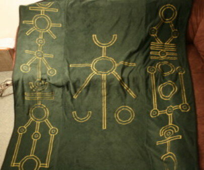 warhammer necrons - die hieroglyphen zum kuscheln (die rückseite)