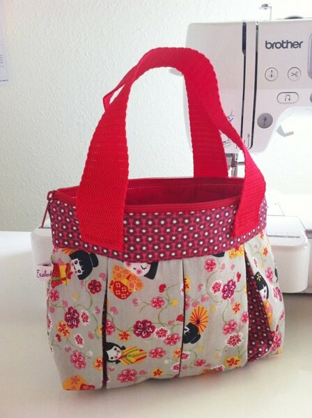 Eine hübsche kleine Handtasche für ein kleines Fräulein :-)