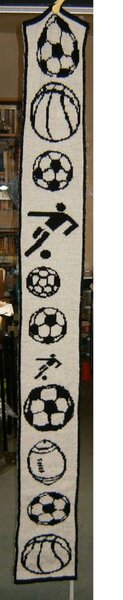 Schal2, Quelle: http://www.ravelry.com/patterns/library/soccer-scarf