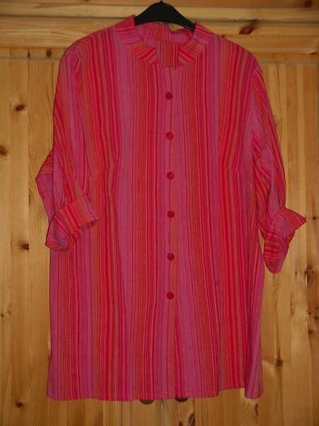 Bluse mit Stehkragen