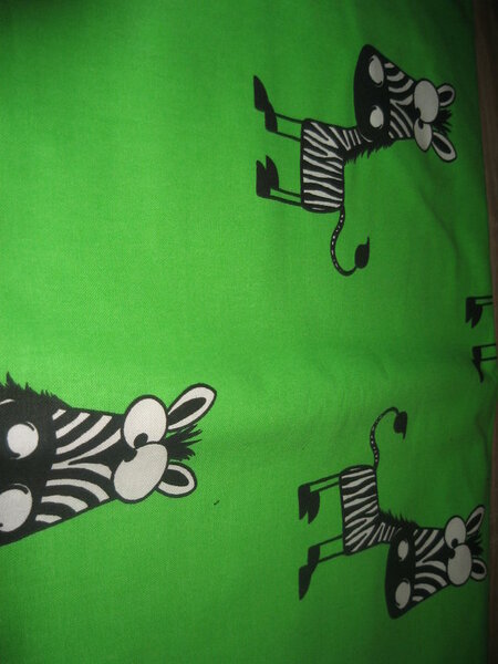 S26)
BW grün mit Zebras 1,0m x 1,6m