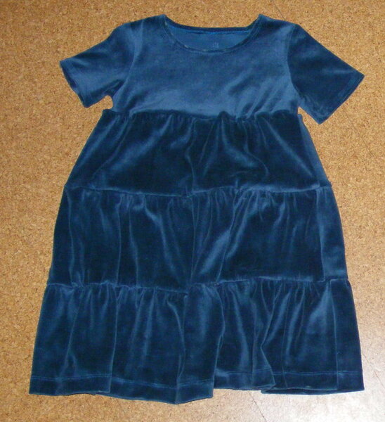 Nickykleid Gr. 116
Ottobre 1-2012 
Nr. 13