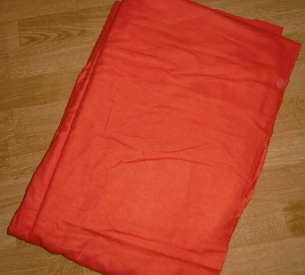 S30 Flanell orange
L 145 x B 150 = 2,2m²