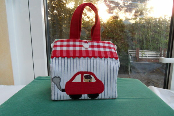 Puppenhaus nach einem Wip von Lottelina