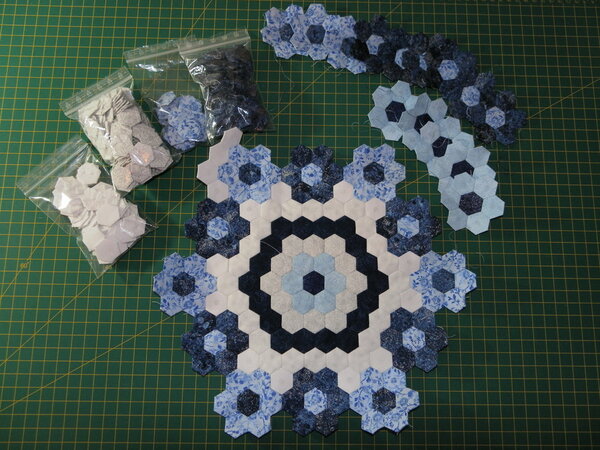 Hexagonquilt La Passion - Teil 6 entsteht