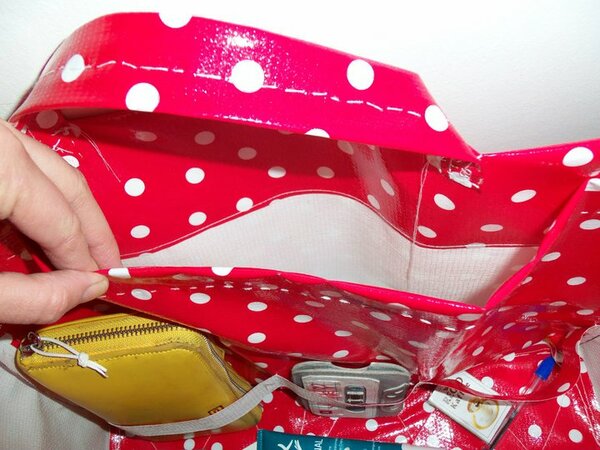 Tasche aus dickem Wachstischtuch 2