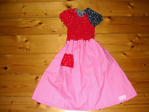 Das 5. Kleid gefällt mir persönlich am besten.