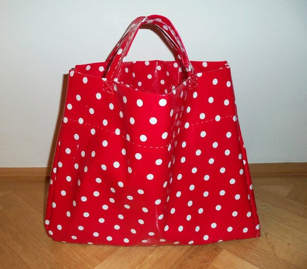 Tasche aus dickem Wachstischtuch 1