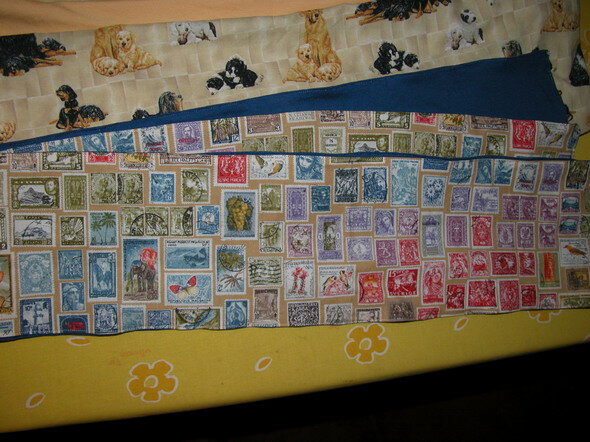 Briefmarken und Hundeschal