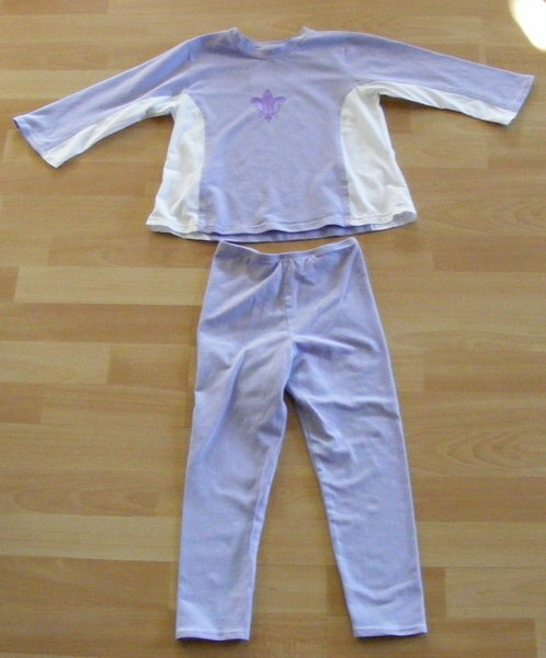 Imke Gr. 98/104 mit Leggins 104, flieder/weiß