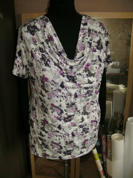 Wasserfallshirt Gr. 50/52

Meine Nähmode Plus