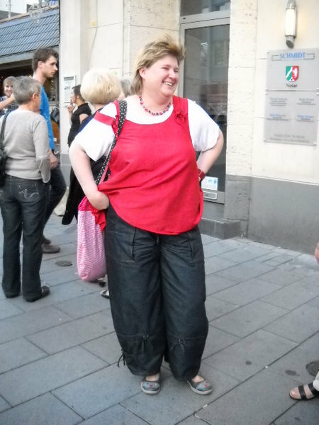 und Stefies neue, anm Sonntag angefangene Jeans