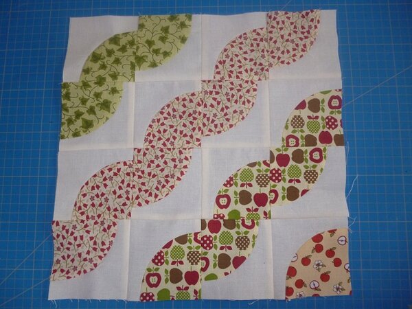Craftsy BOM 17
genäht 12/2012