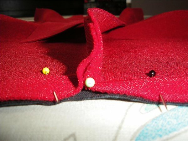 an der mittleren Nadel entlang 1cm steppen