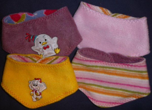 Kinderhalstücher aus Fleece ...natürlich für die Kids in Rostock.