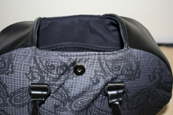 Stoff Knopf Detail