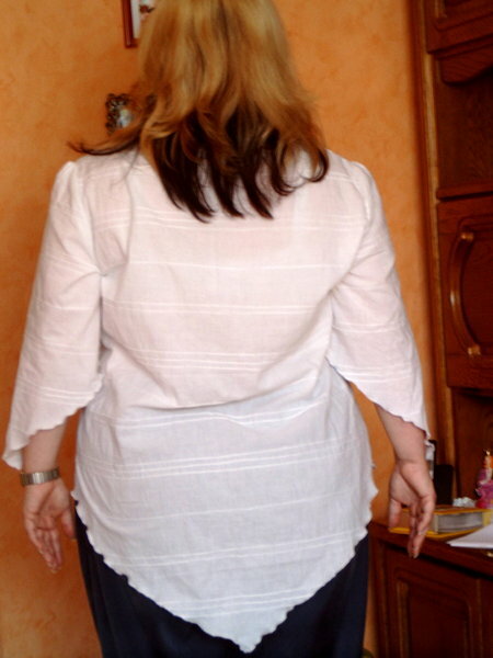 Zipfelbluse hinten