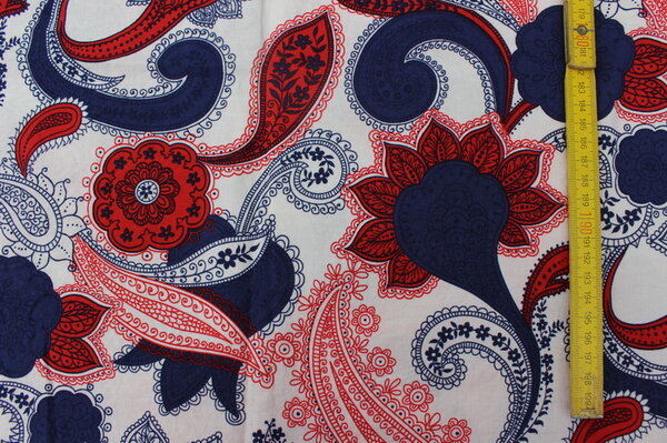 K9a:
Patchworkstoff Alexander Henry Paisley
Eigentümer: littlelursa
112 x 30 => 0,34 m²