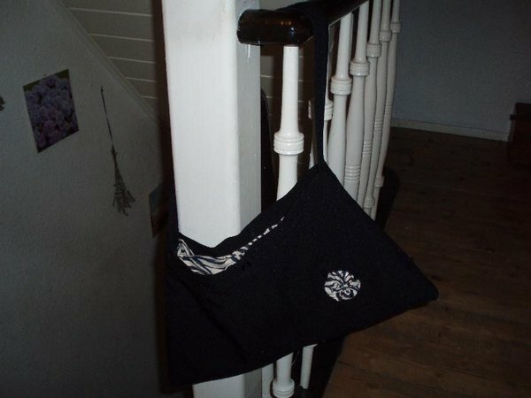 Hosen-Tasche aus alter Hose mit Zebra-Futter