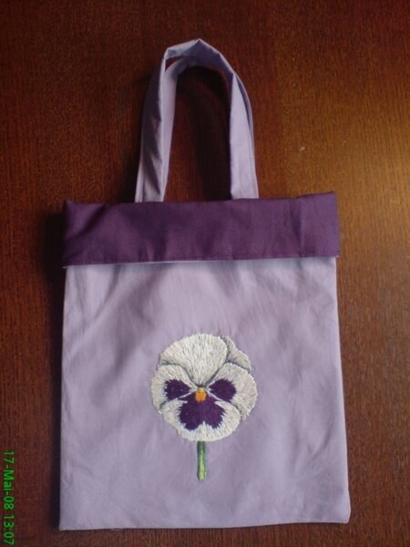Hier die passende Tasche