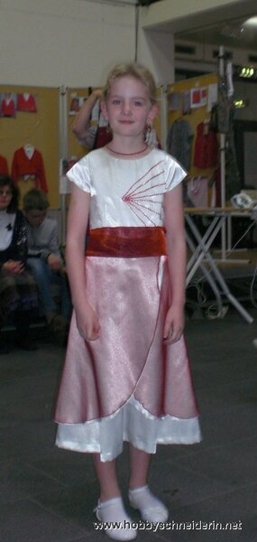 Unkonventionelles Erstkommunionkleid