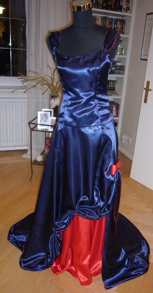 Abendkleid nach Butterick 4131