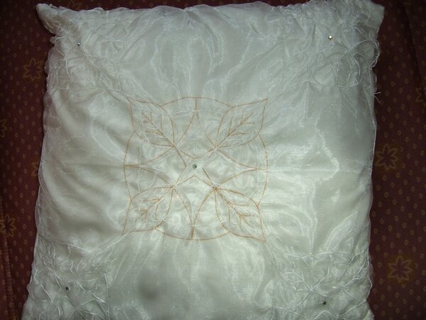 Kissen mit Organza