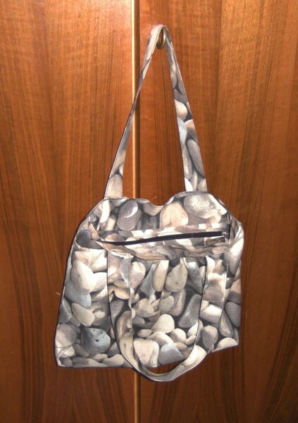 Tasche aus Steinen