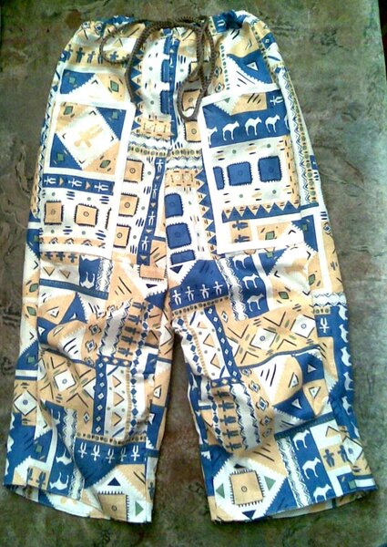bunte Jungenhose 128