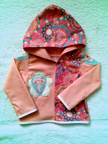 Kaputzenpulli Gr. 86
