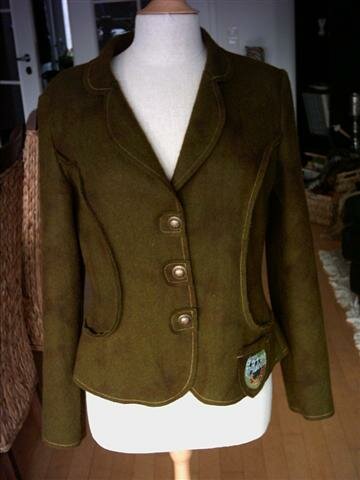 Blazer im Armee-Stil