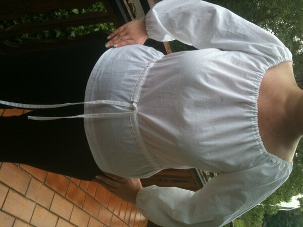 Bluse/Top 422 - Burda Plus F/S 2011