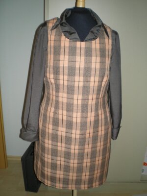 Bluse mit Trägerkleid