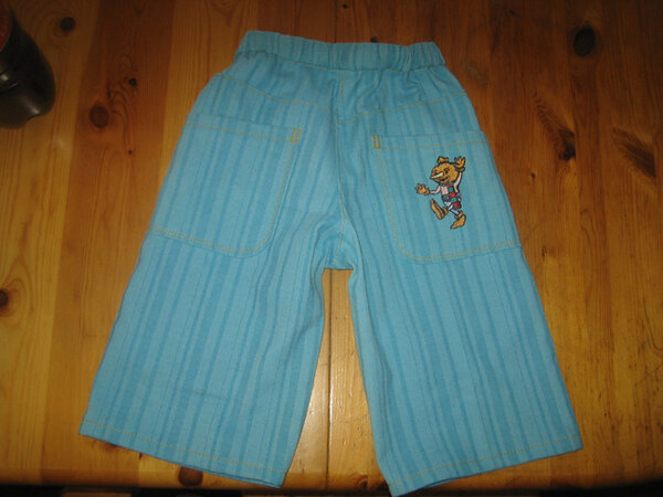 3/4 Bob-Hose von hinten