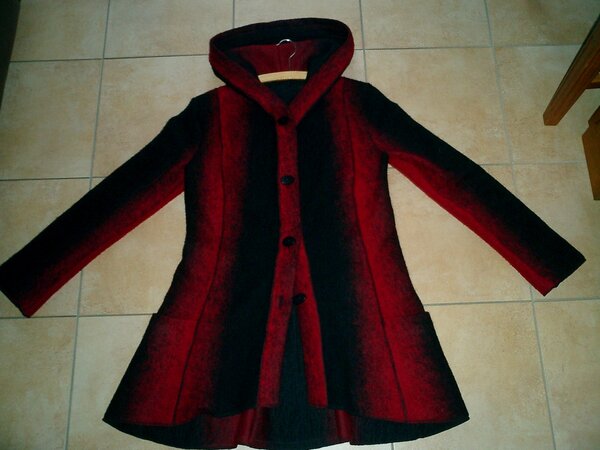 Wollwalkjacke rot schwarz