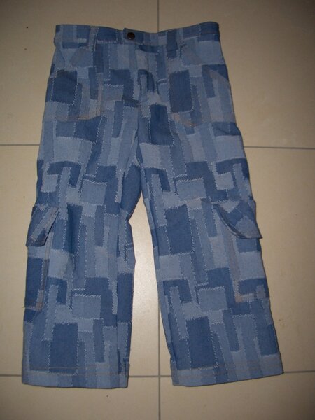 Eine Hose Gr. 110