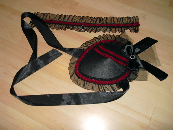 Hut und Halsband