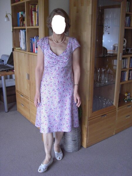 Damenkleid