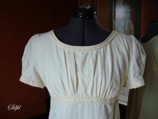 Regencykleid Simplicity 4055