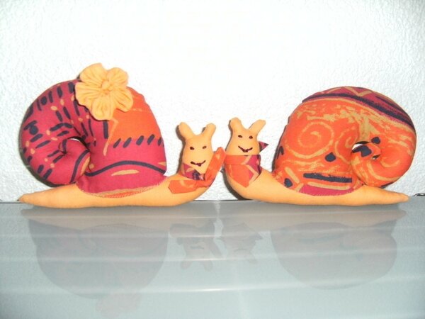 Schneckenpärchen mit Yoyo-Blümchen