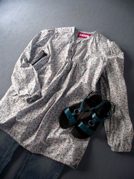 easy fashion-Titelmodell/Sommer 2010