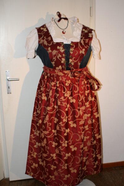 Jeans-Dirndl 2