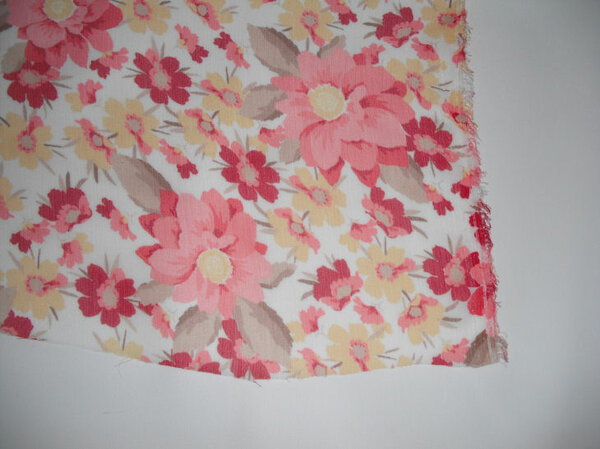 Georgette mit Blumenmuster