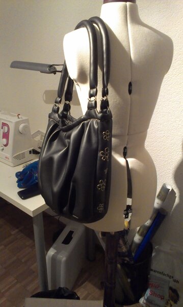 Handtasche, Eigenkreation